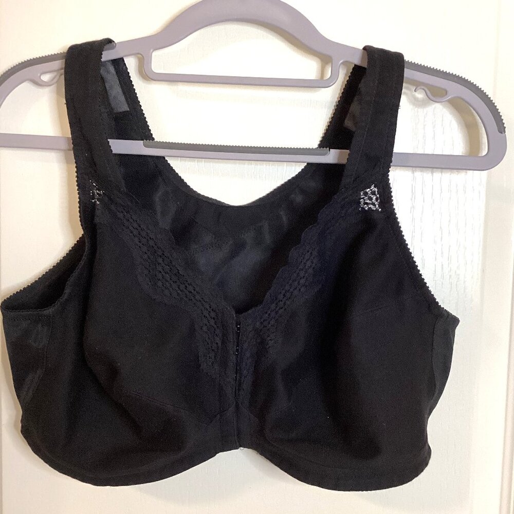 Exquisite Form Women's Black Bra Front Fastening Closure Wireless Size 40D